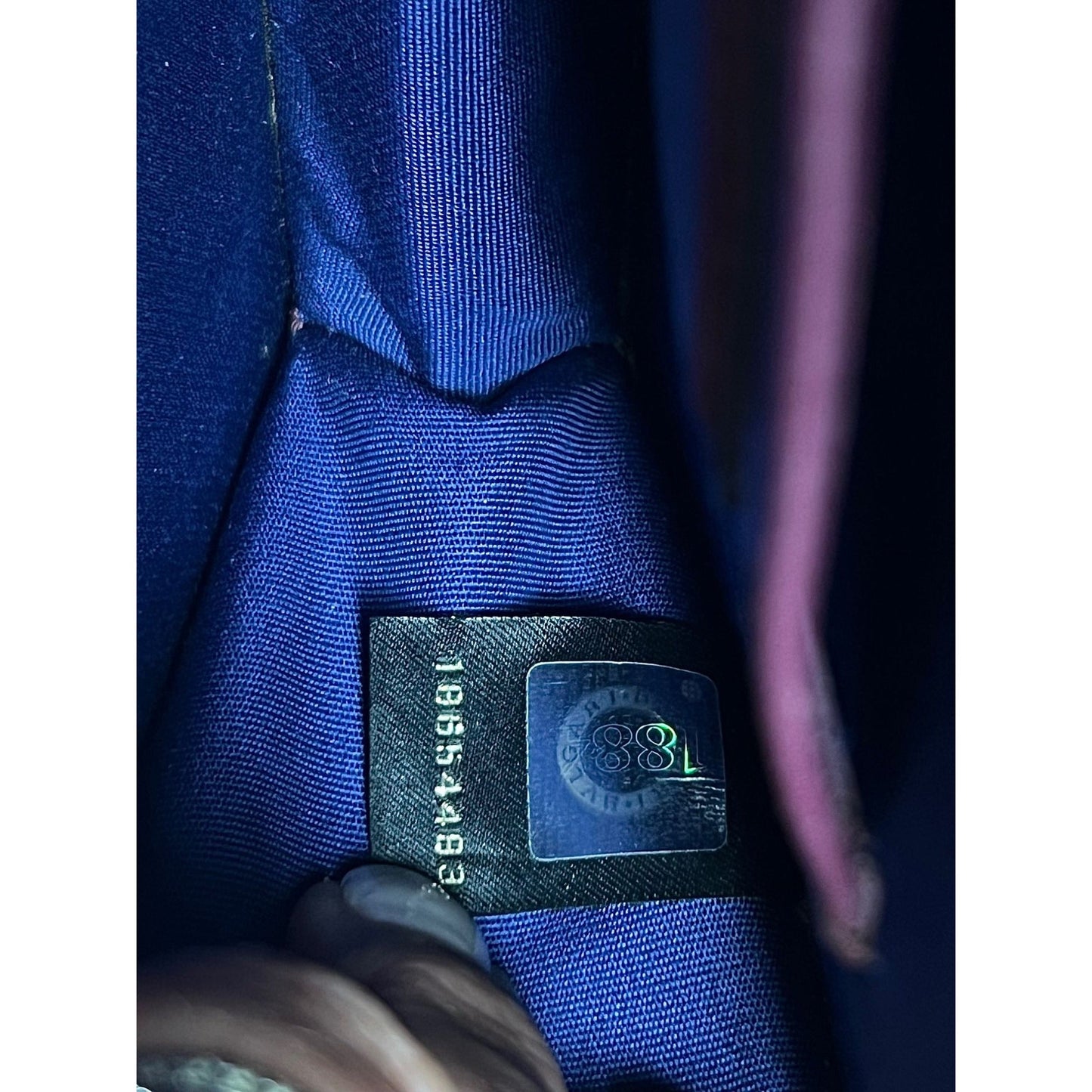 Petit sac bandoulière Bvlgari en cuir de veau Serpenti Forever Snake Prune