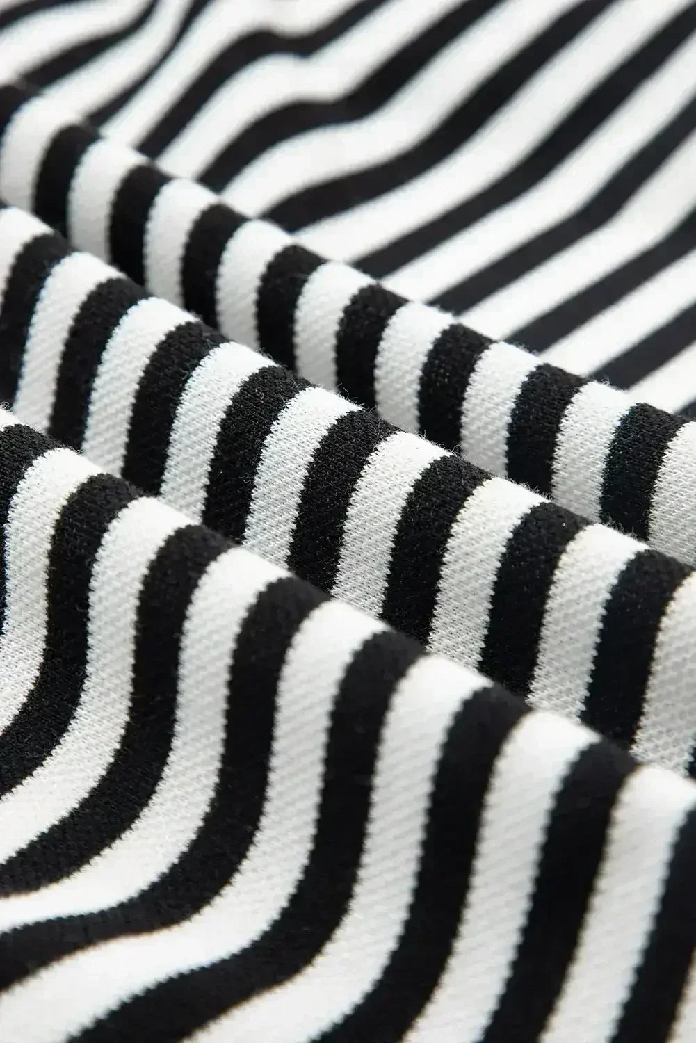 Black Stripe Bowknot Backless T-Shirt