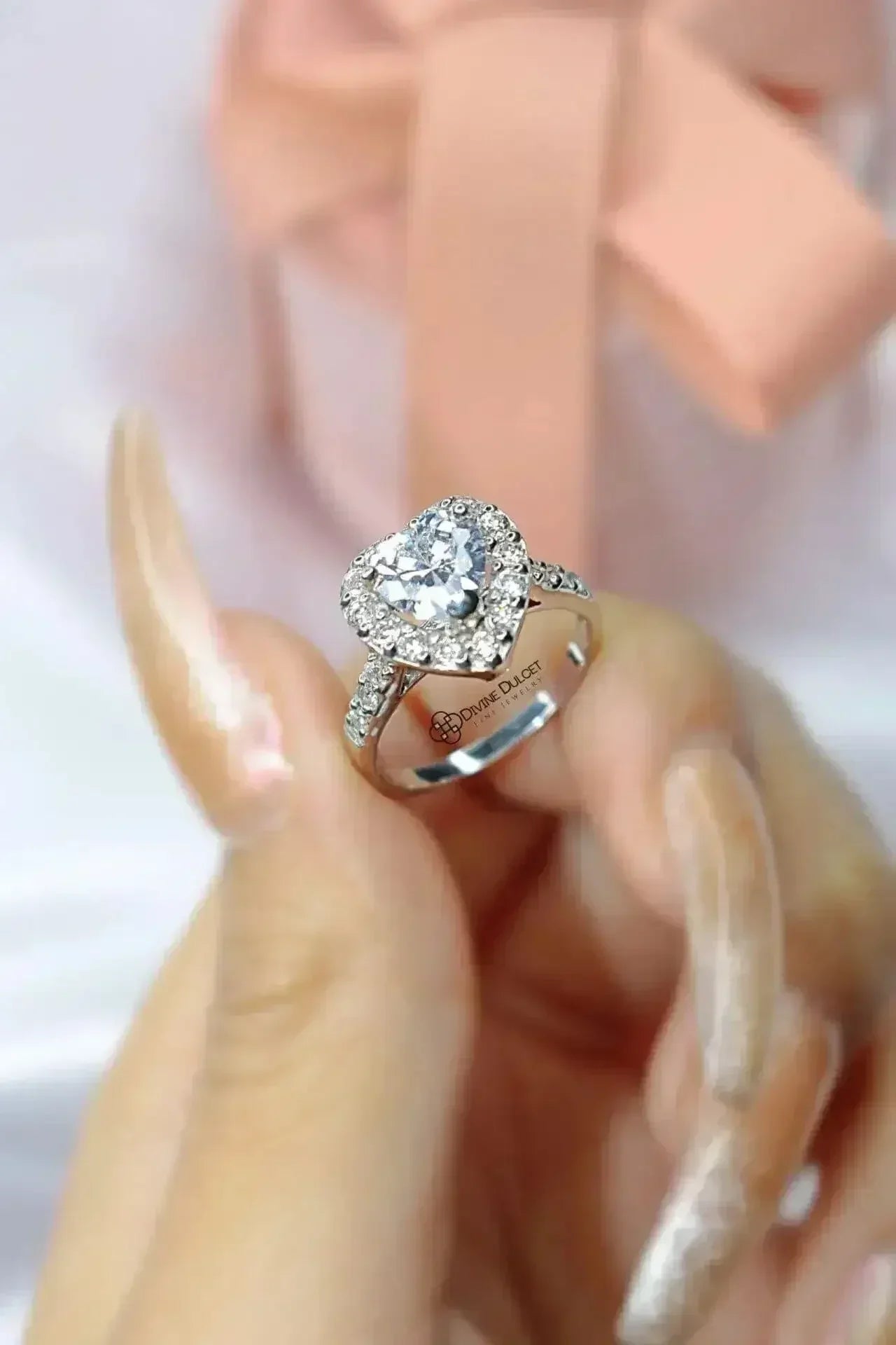 925 Silver Halo Heart Ring – Timeless Sparkle & Swedish | Femstylo