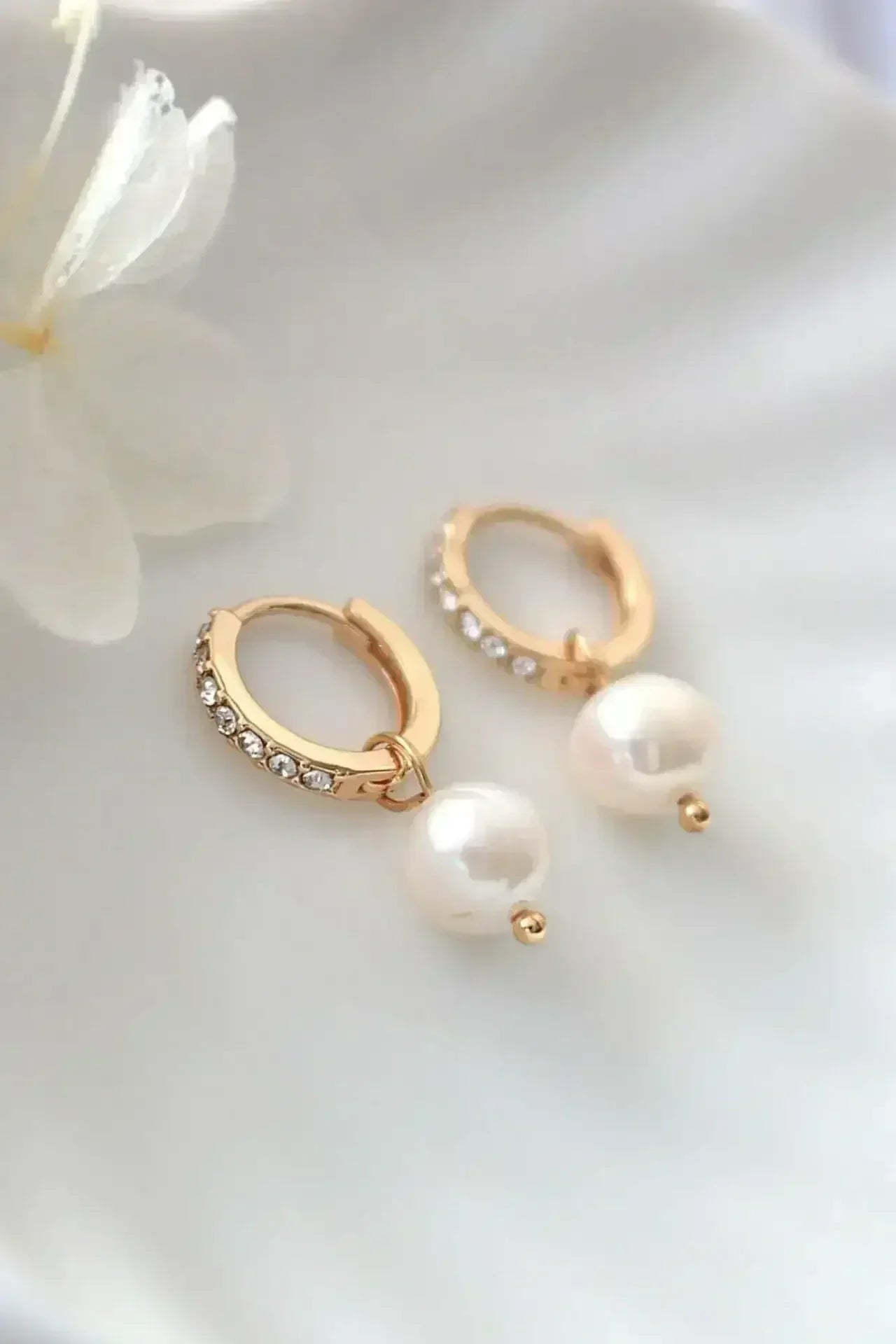 Baroque Pearl Hoop Earrings - 24K Gold & CZ | Femstylo