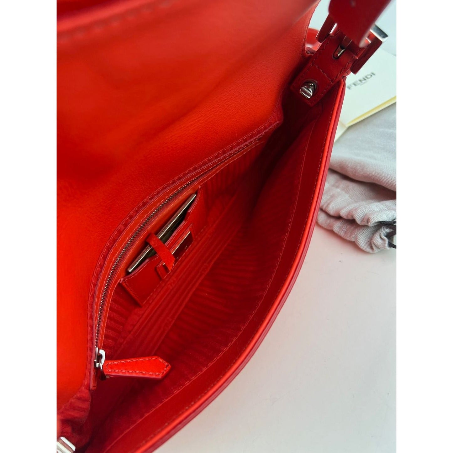 Fendi Vitello Baguette Papavero Shoulder Crossbody Hand Bag