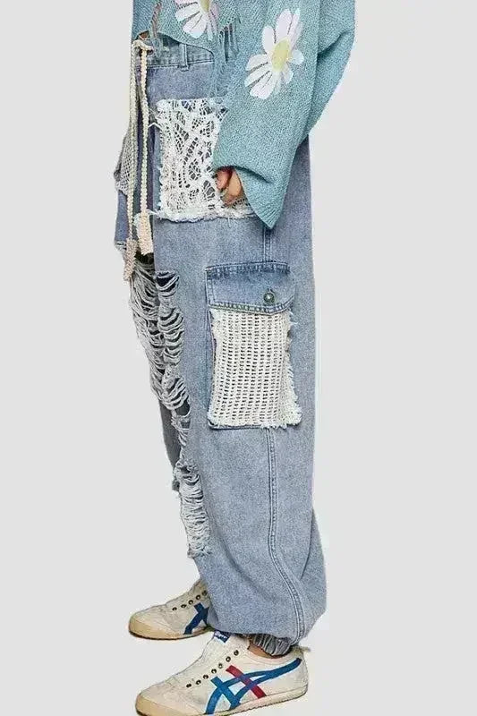 POL Crochet Patch Distressed Washed Jeans