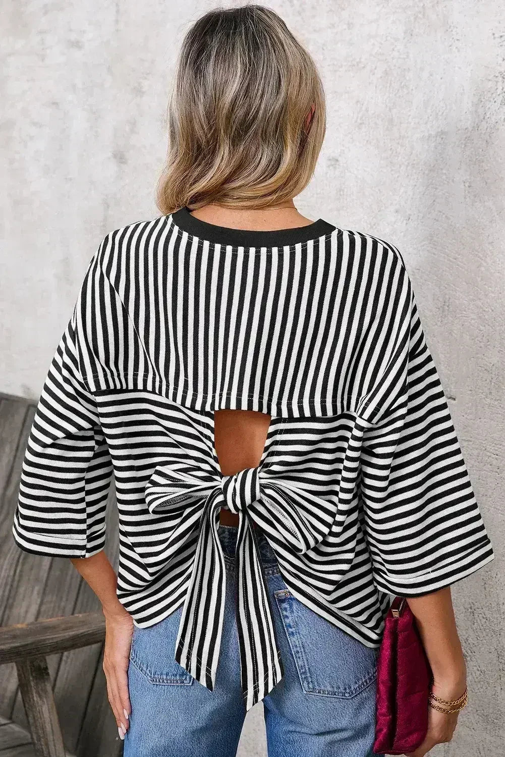 Black Stripe Bowknot Backless T-Shirt
