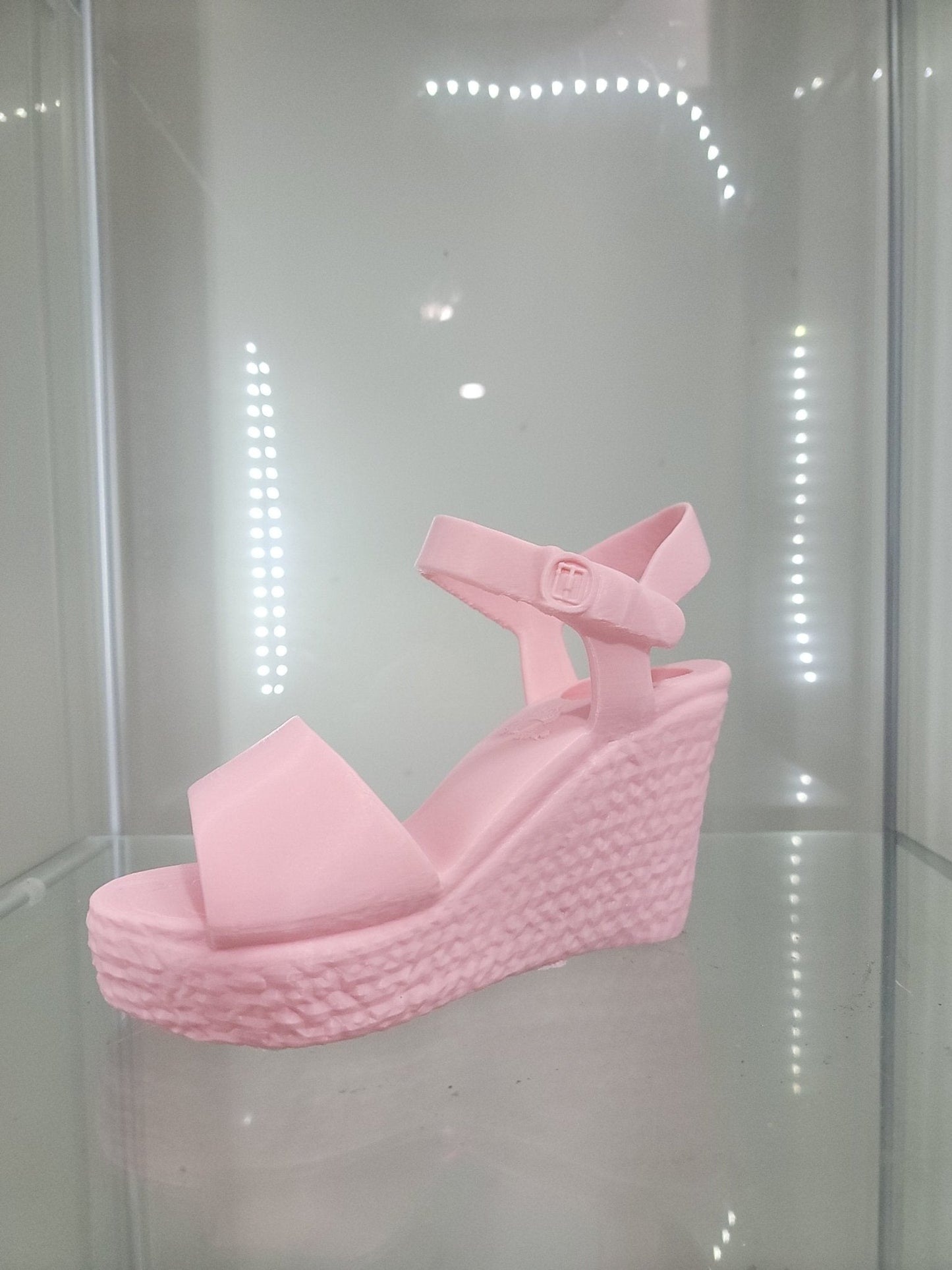 Glam Wedge Shoe Brush Holder - Step Into Style!