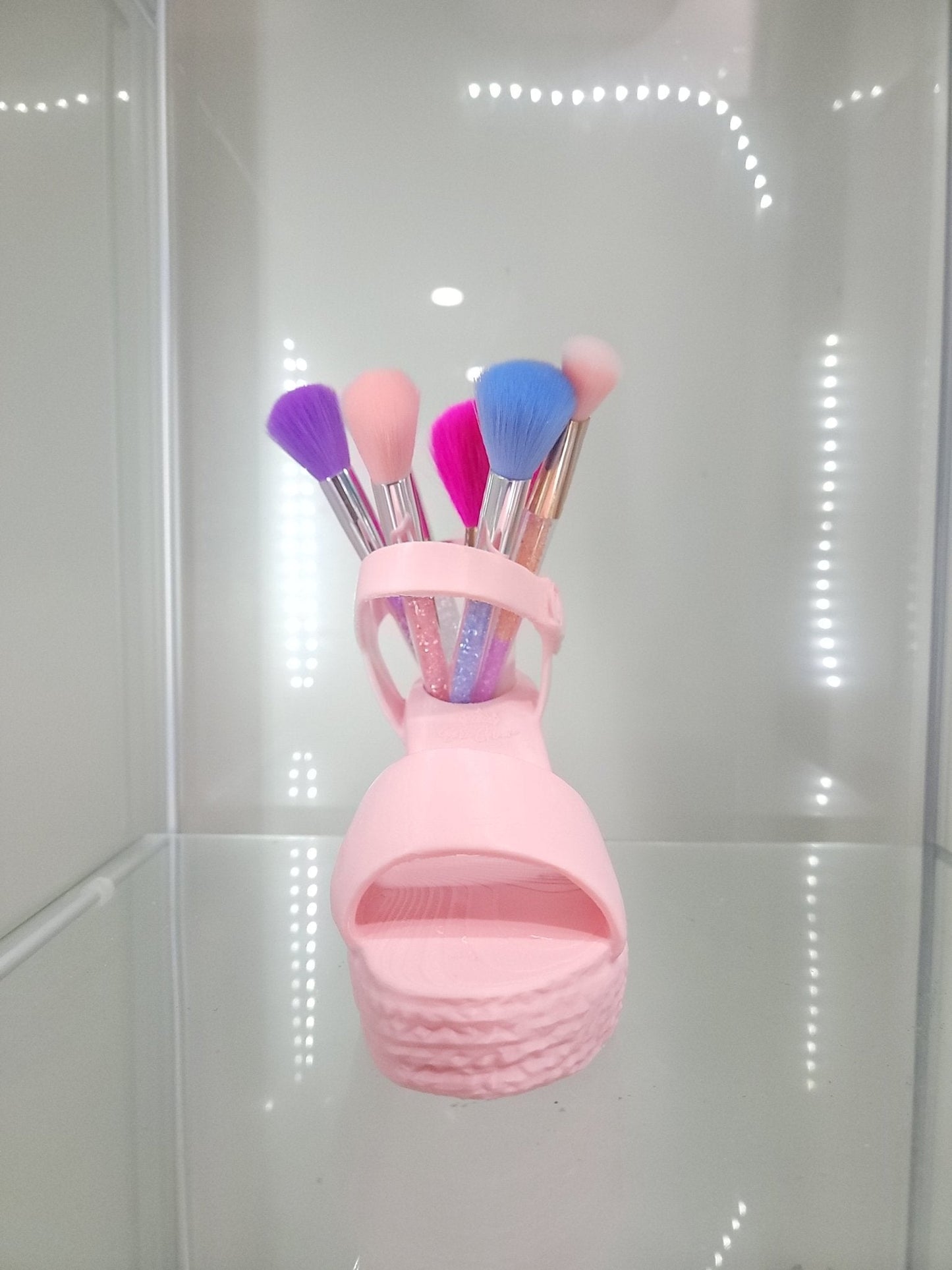 Glam Wedge Shoe Brush Holder - Step Into Style!
