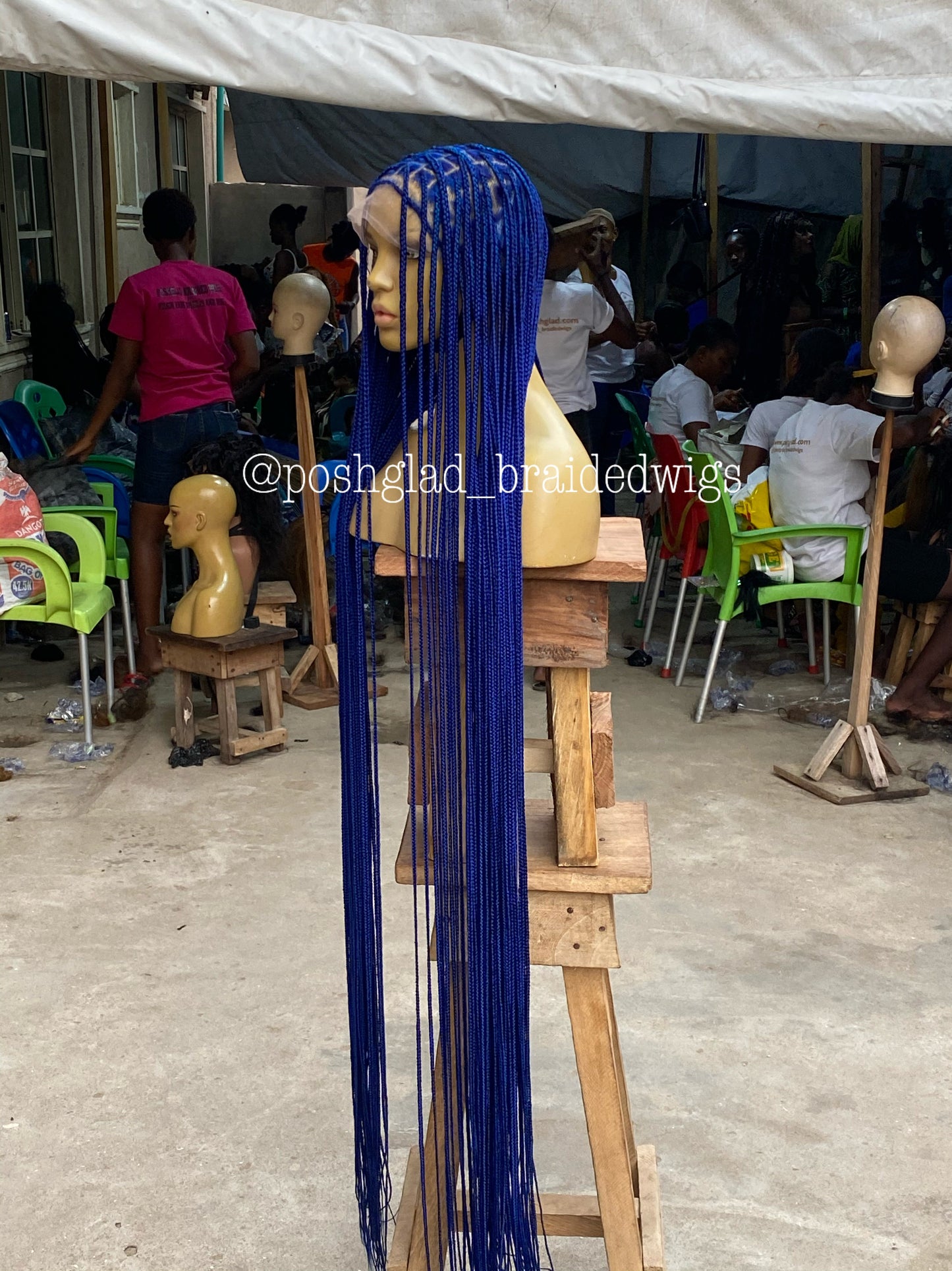 Shade knotless (PREMIUM BLUE) cost extra $50 for calf length