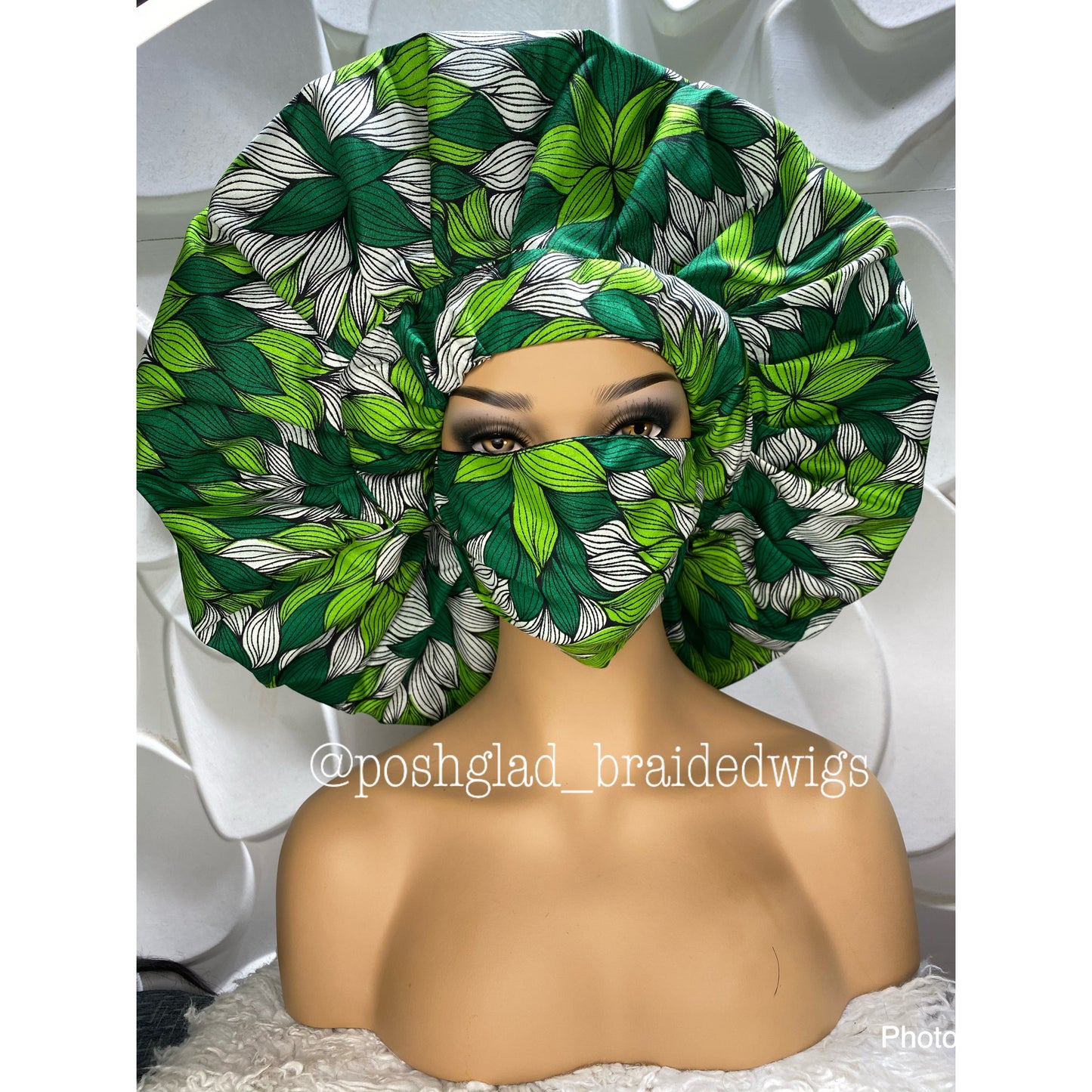 Green Fabric Made Hair Bonnet & Nose Mask