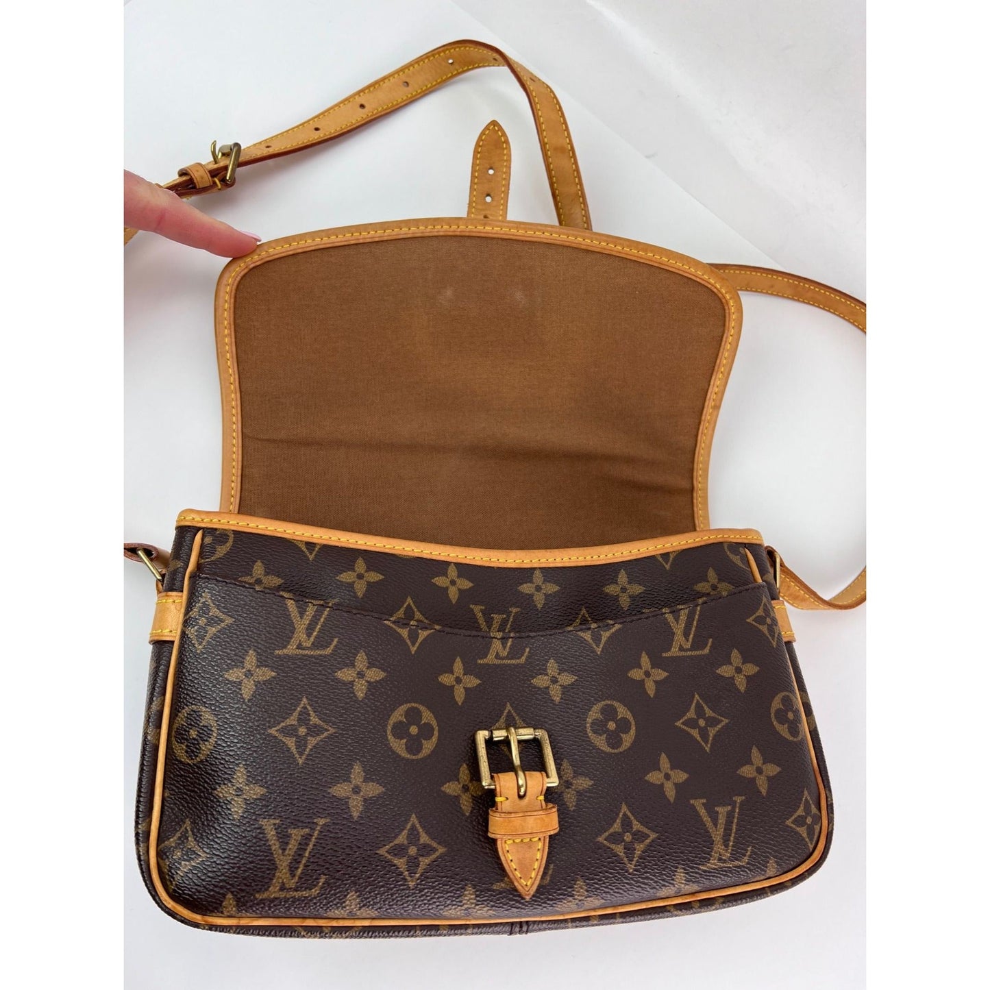Louis Vuitton Solonge Monogram Vintage Crossbody Bag