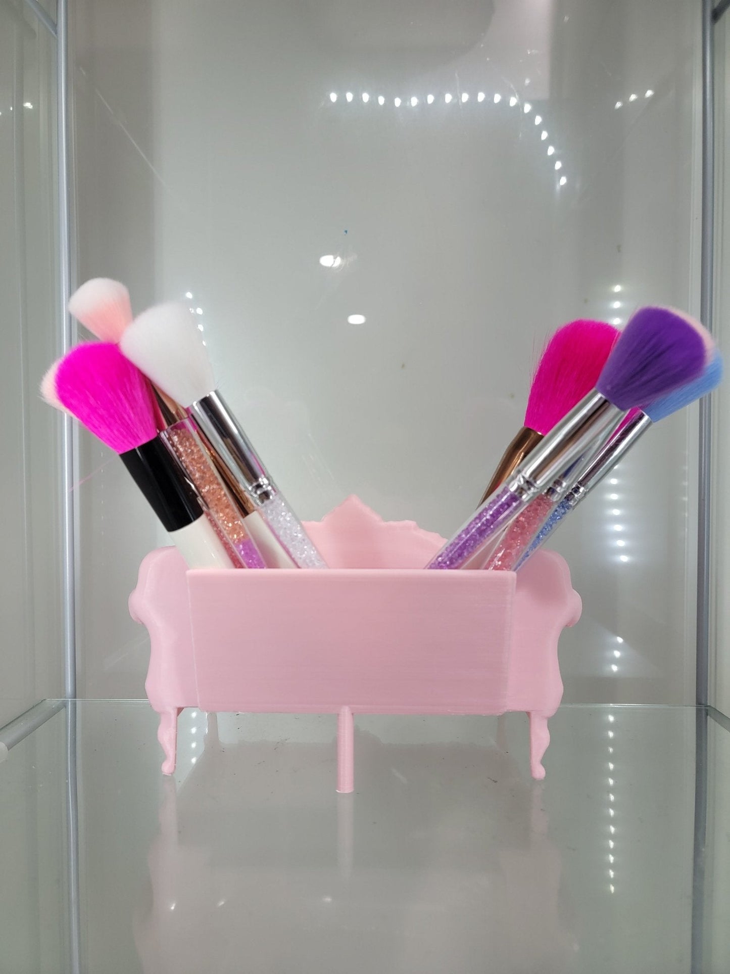 Luxurious Pink Sofa Makeup Brush Holder by Suki Glam®