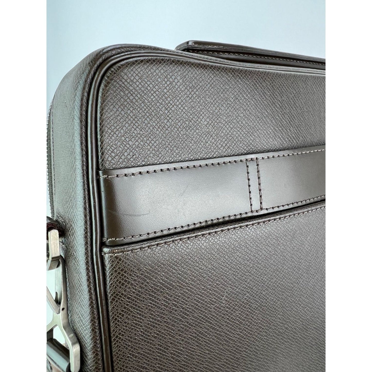 Louis Vuitton Taiga Odessa Laptop Brown Leather Briefcase