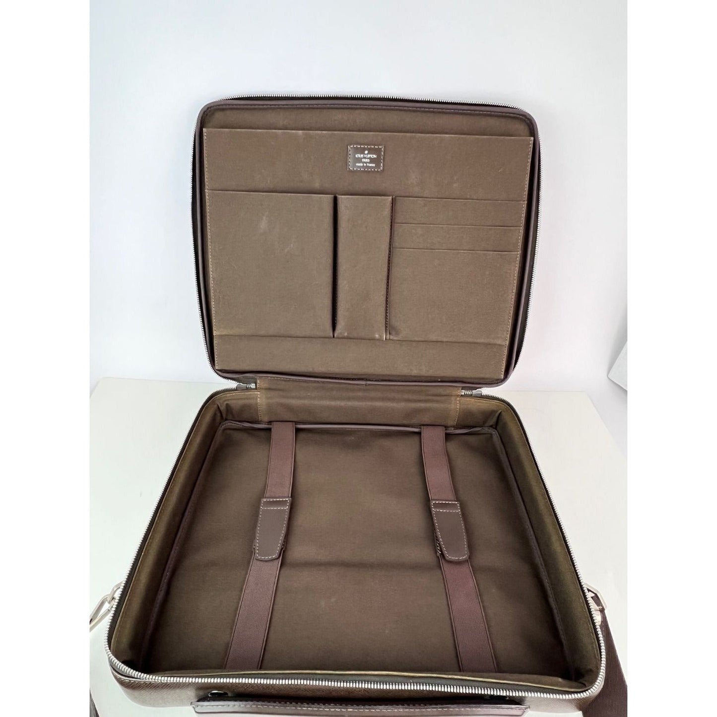 Louis Vuitton Taiga Odessa Laptop Brown Leather Briefcase