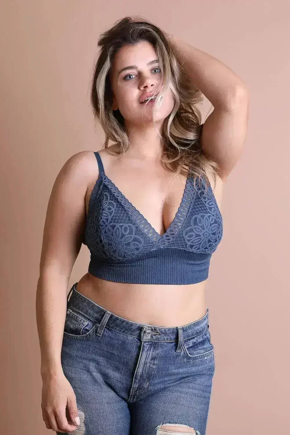 Plus Size Lace Brami – Stretchy Waistband, Elegant & Sexy