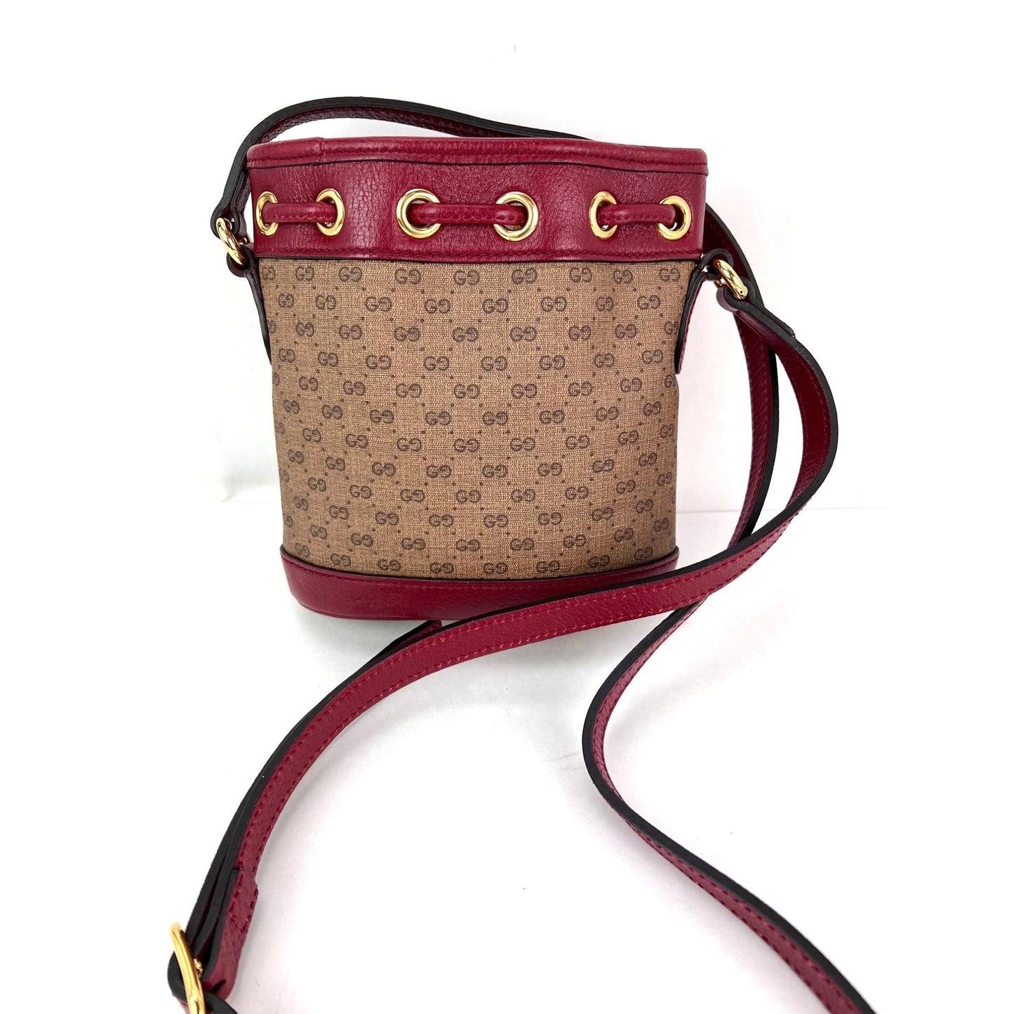 Mini sac seau Gucci X Doraemon Vintage GG Supreme