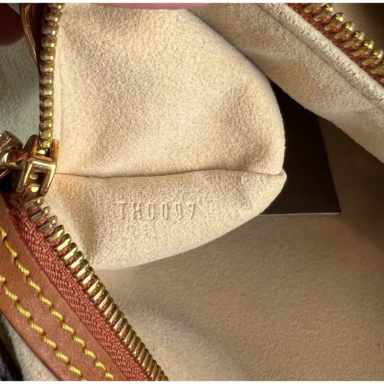 Louis Vuitton Dentelle Fersen Gold Monogram Tote Bag Limited Edition