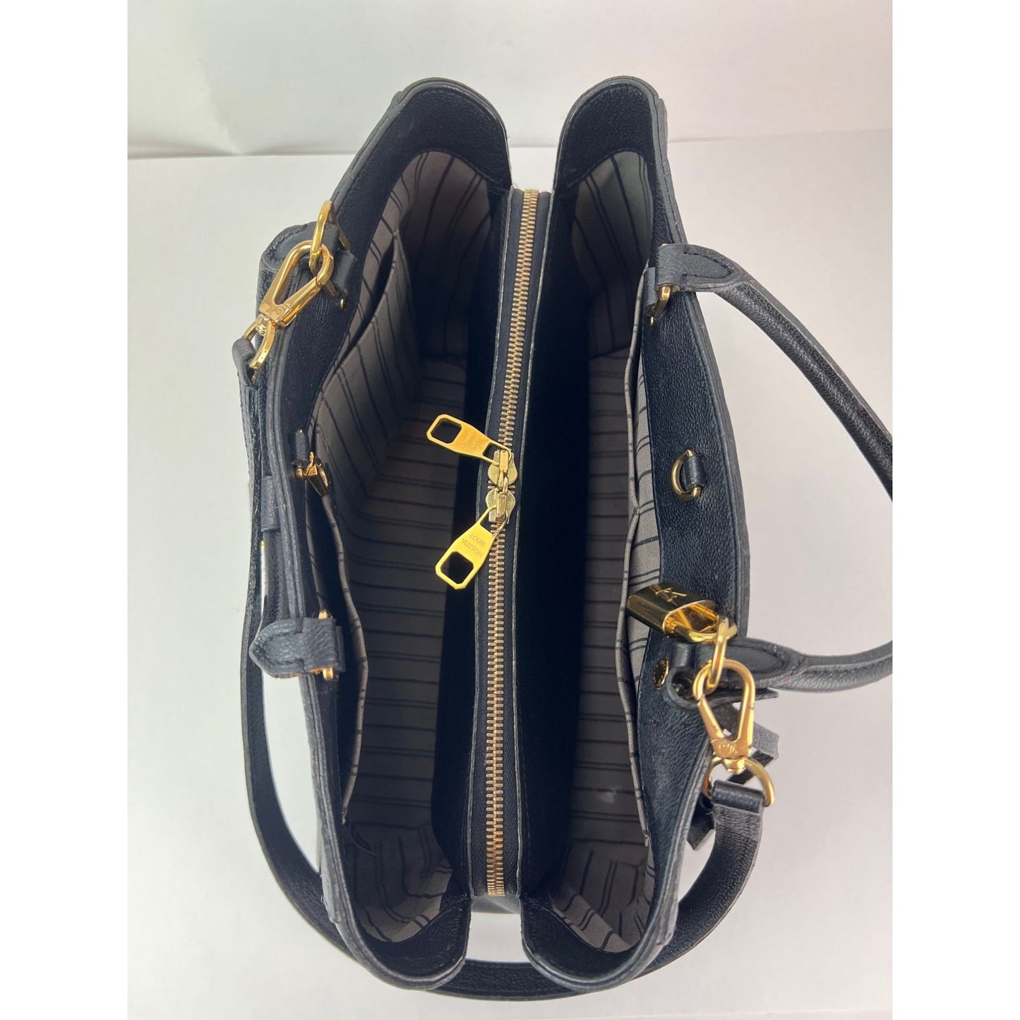 Louis Vuitton Montaigne GM Black Empriente Leather Shouder bag