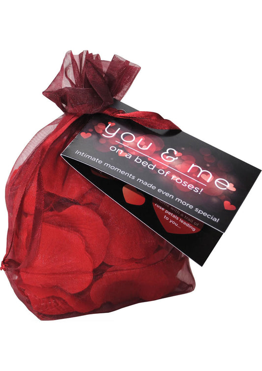 You And Me Bed of Roses Romantic Petal Set